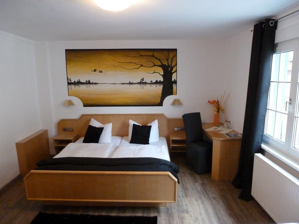Hotel Dreikoenig & Restaurant Seegourmet Hagnau Dış mekan fotoğraf